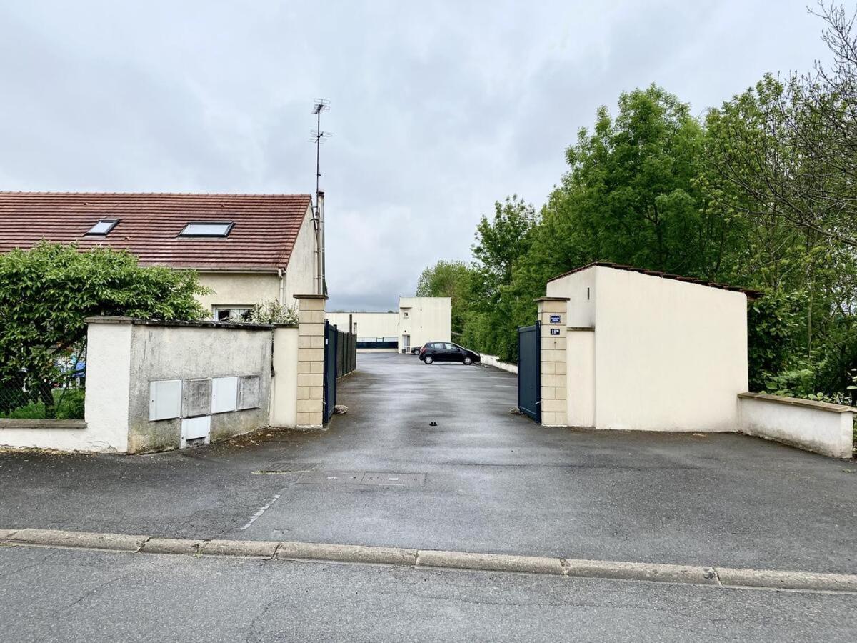 Apartamento L'Escale : Duplex 4 Pers. Asterix, Aeroport Roissy Cdg, Paris Moussy-le-Neuf Exterior foto